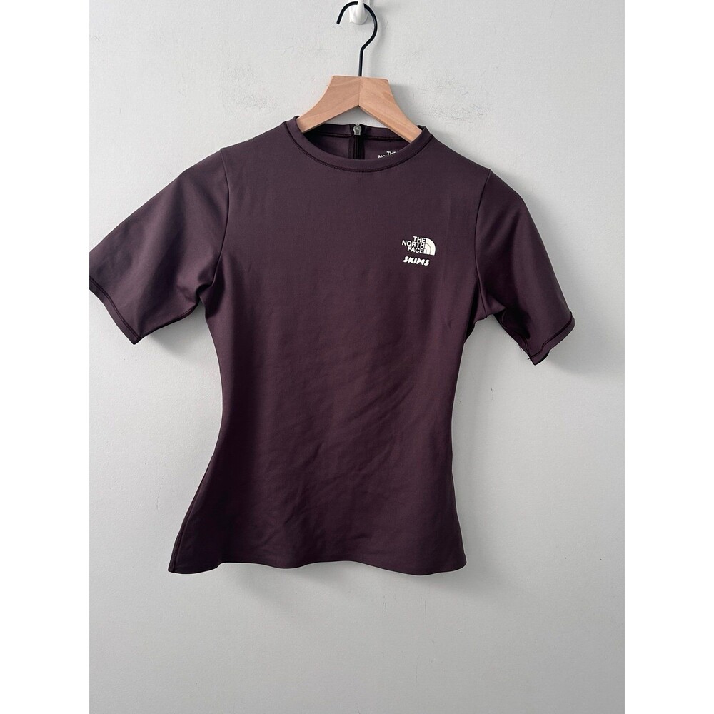 SKIMS x The North Face Refina Short Sleeve Top  medium phoenix